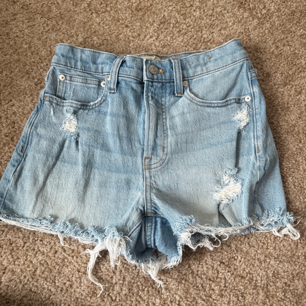 Madewell The Perfect Jean Short Destroyed Edition Distressed Shorts - Picture 2 of 3